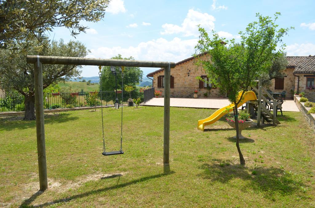 Agriturismo L'Antico Oliveto San Severino Marche Zewnętrze zdjęcie