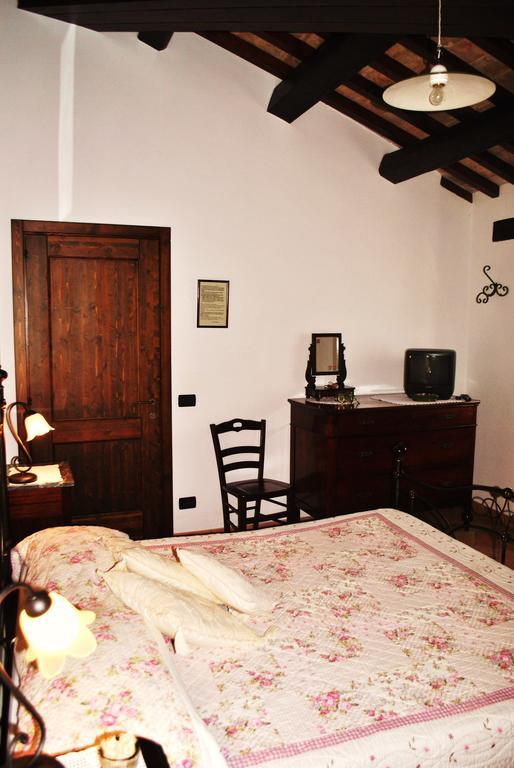 Agriturismo L'Antico Oliveto San Severino Marche Pokój zdjęcie